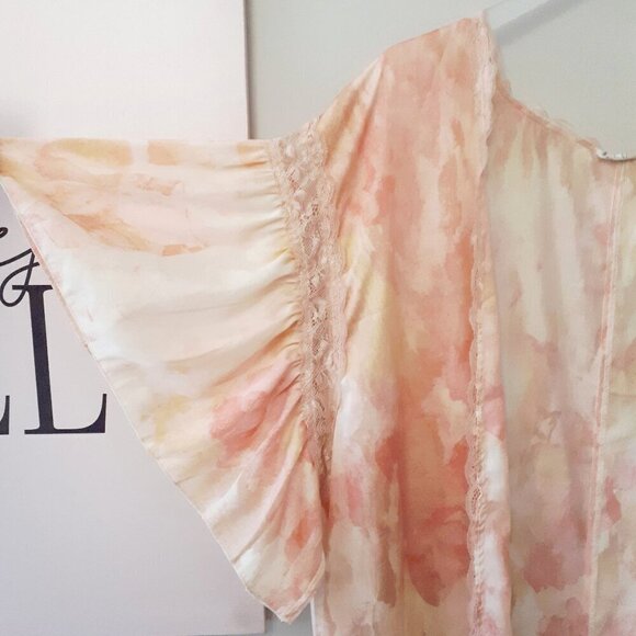 NWOT Free People abstract tie dye print satin effect & lace accent washed robe - Picture 16 of 16